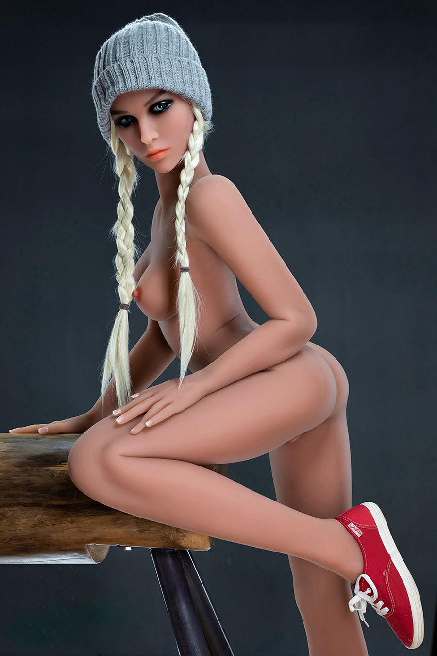158cm/62.20in Lifelike Sex Doll，Slim Figure And Petite Breasts，Large Sex Doll With A Slim Body And Small Breasts